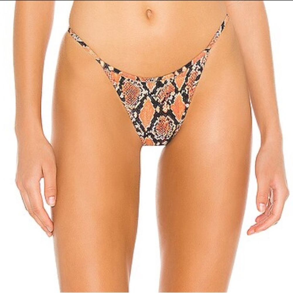 Indah Buffy bottoms